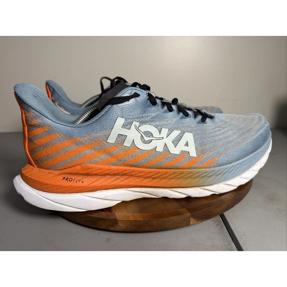 Hoka One One hoka one